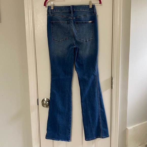 WHBM • High-Rise Everyday Soft Denim Skinny Flare Blue Jeans - Picture 6 of 7